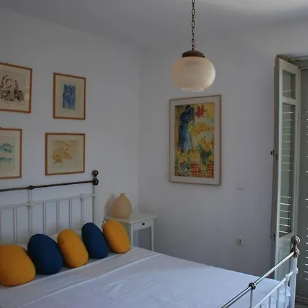 Ferienhaus House λ *