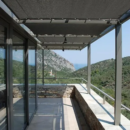 House λ * Moni Evaggelistrias
